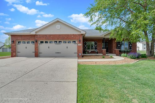 608 W North St, Peotone, IL, 60468-8839 | Card Image