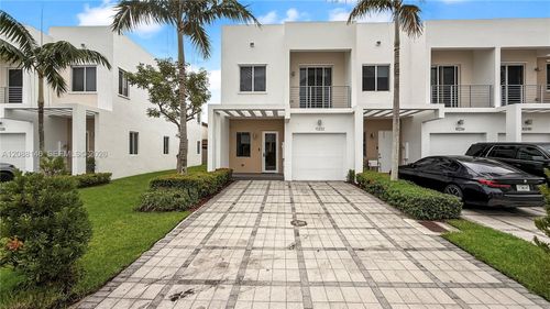 10232-10232 Nw 71st Ter, Doral, FL, 33178 | Card Image