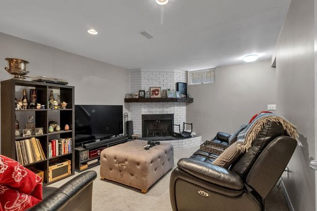 284 Acadia Drive Se, House other with 4 bedrooms, 2 bathrooms and 4 parking in Calgary AB | Image 24
