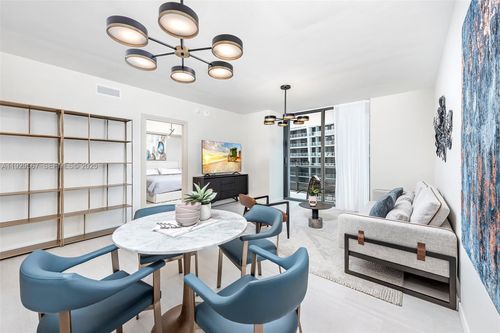 4005-1000 Brickell Plz, Miami, FL, 33131-3869 | Card Image