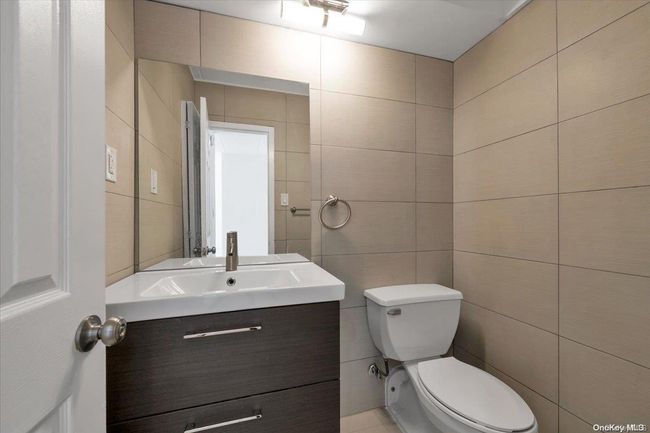 APT-4C - 136-17 Maple Ave, Condo with 2 bedrooms, 3 bathrooms and 1 parking in Flushing NY | Image 9