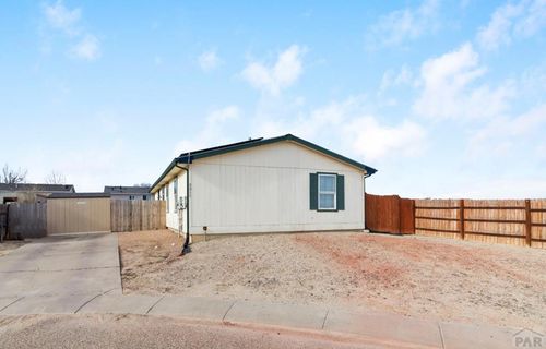 2311 Canyon River Ct, Pueblo, CO, 81003-3847 | Card Image