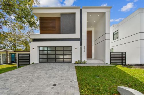 3010 W Trilby Ave, Tampa, FL, 33611-4431 | Card Image