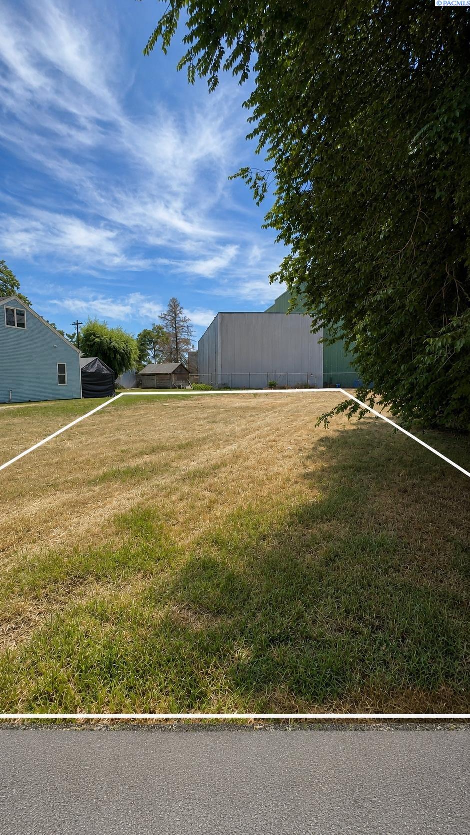 Land in Grandview 4