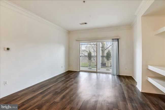 UNIT-1110 - 1601 Spring Gate Dr, Condo with 2 bedrooms, 2 bathrooms and null parking in MCLEAN VA | Image 11