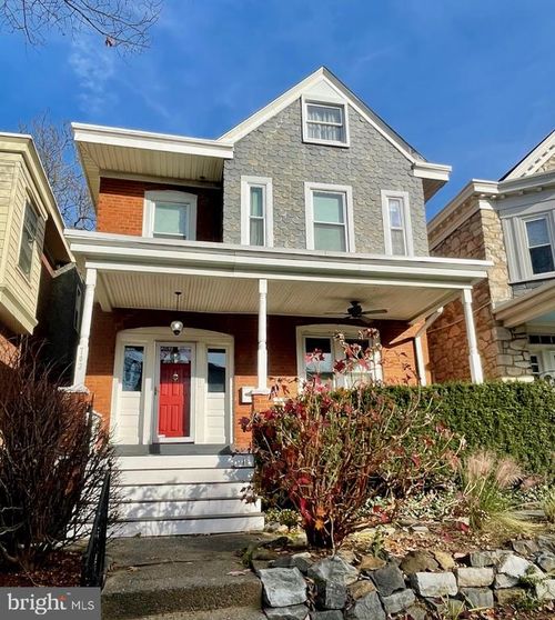 703 W 20th St, WILMINGTON, DE, 19802-3812 | Card Image
