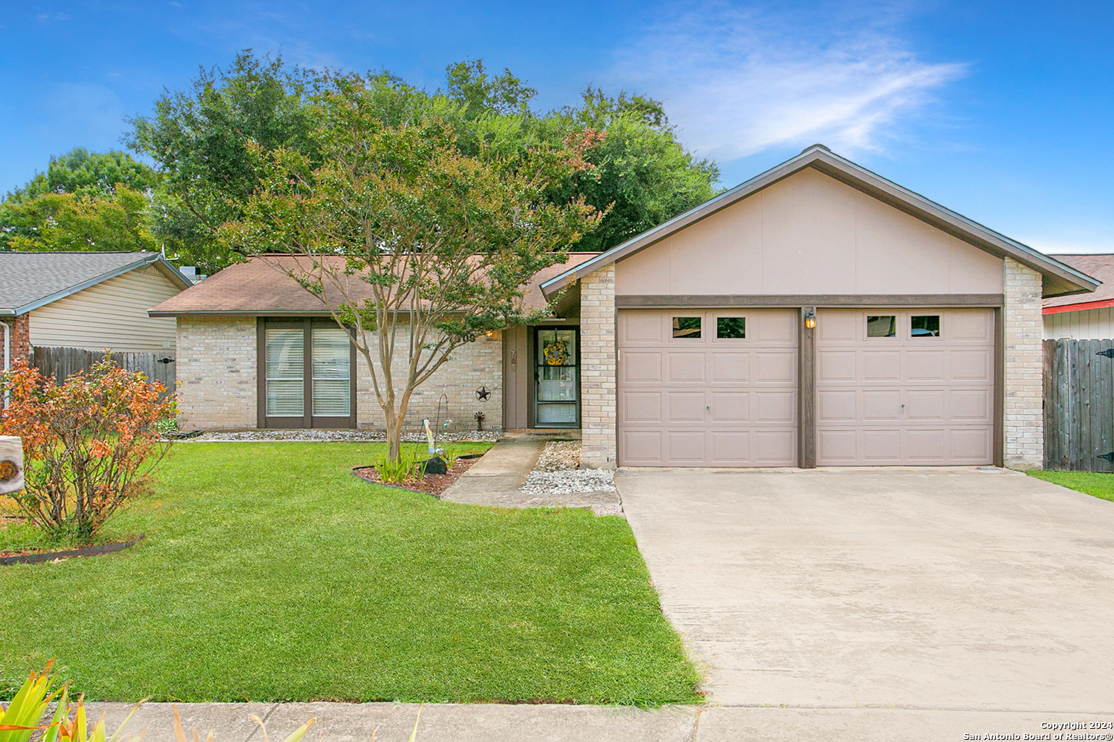 Borden Oak St, Live Oak, TX 78233