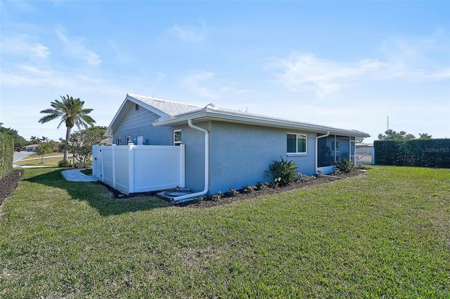 308 Matisse Cir E, House other with 3 bedrooms, 2 bathrooms and null parking in NOKOMIS FL | Image 28