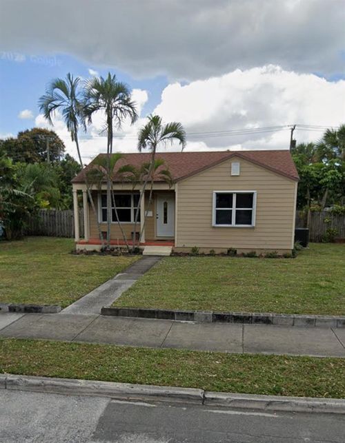 1007 Avon Road, West Palm Beach, FL, 33401 | Card Image