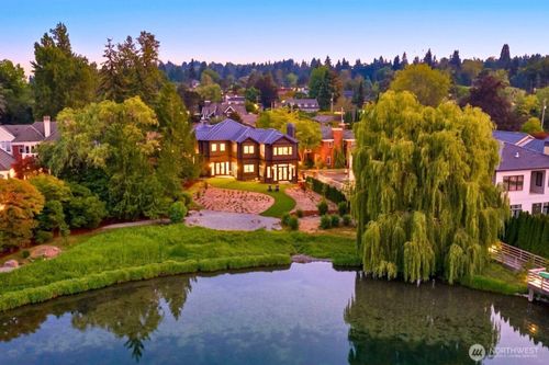 2544 39th Avenue E, Seattle, WA, 98112 | Card Image