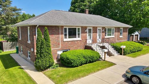 316-316 N Locust St, Sycamore, IL, 60178-1429 | Card Image
