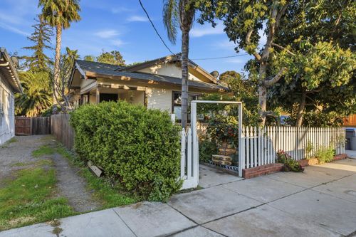 690 Delmas Ave, San Jose, CA, 95125-1508 | Card Image