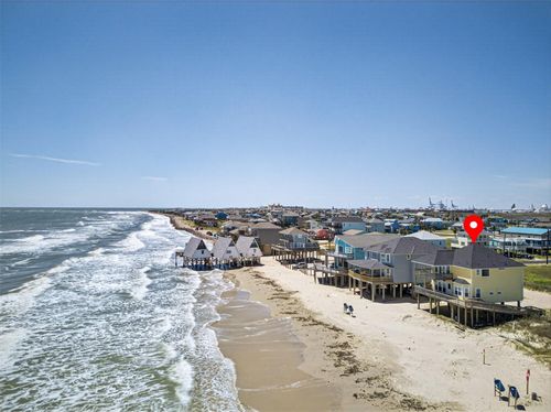 206 Starfish St, Surfside Beach, TX, 77541-9377 | Card Image