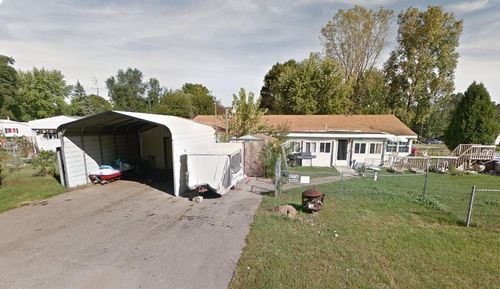 3588 Nash Dr, Jackson, MI, 49201-9145 | Card Image