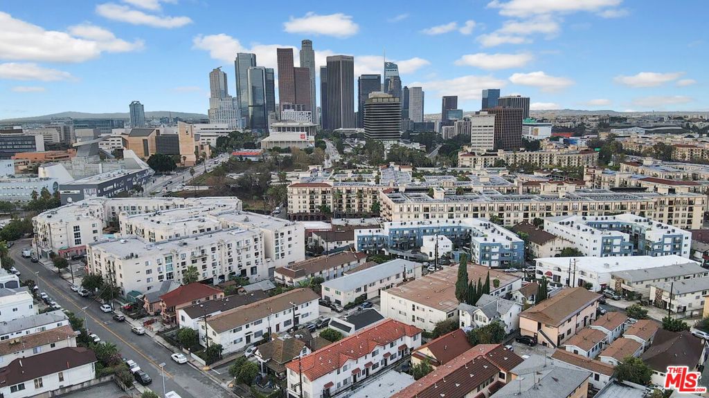 Residential Income in Los Angeles 3