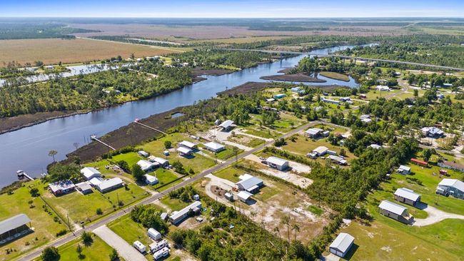 574 N Canal Dr, House other with 2 bedrooms, 2 bathrooms and 4 parking in Port St. Joe FL | Image 72