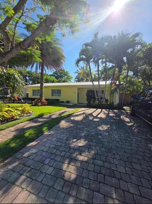 8040 Sw 63rd Pl, Miami, FL, 33143 | Card Image