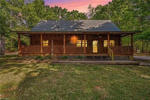 809 Nance Road, Denton, NC, 27239 | Card Image