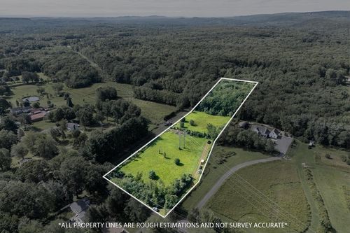 157 Vining Hill Rd, Southwick, MA, 01077-9413 | Card Image