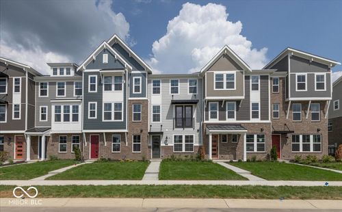 7309 Bayview Run, Mccordsville, IN, 46055-9841 | Card Image