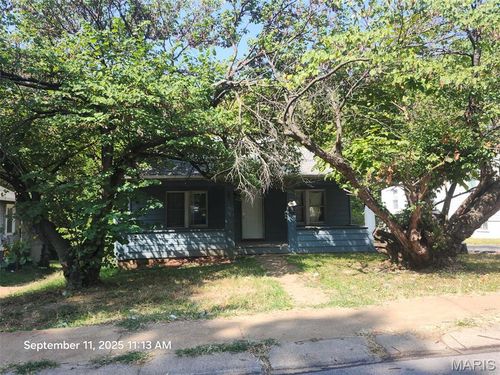 53 N Dade Ave, Ferguson, MO, 63135-2350 | Card Image