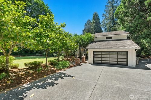 13525 62nd Ave Ne, Kirkland, WA, 98034-4901 | Card Image