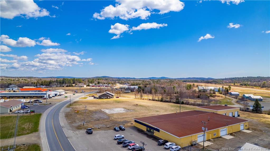 Commercial Sale in Oak Bay 2
