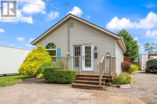1076 Spears Rd, Fort Erie, ON, L2A4N1 | Card Image
