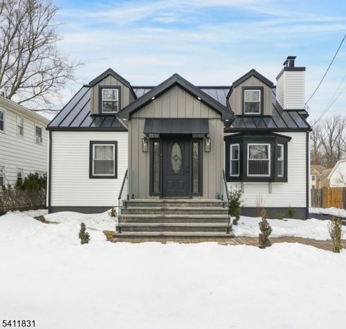 67 Maple Ave, West Orange, NJ, 07052-2417 | Card Image