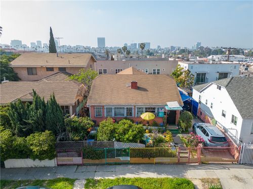 4452 Rosewood Ave, Los Angeles, CA, 90004-3226 | Card Image