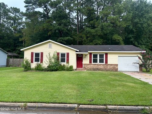 512 Walnut Dr, Jacksonville, NC, 28540-9075 | Card Image