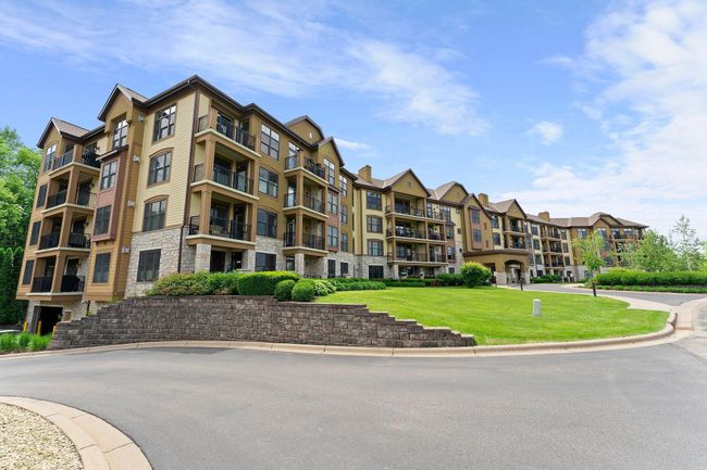 APT-112 - 1320 Riverside Ln, Condo with 2 bedrooms, 2 bathrooms and null parking in Mendota Heights MN | Image 69