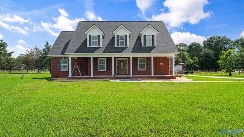 1200 Albert Mann Rd, New Hope, AL, 35760-8732 | Card Image