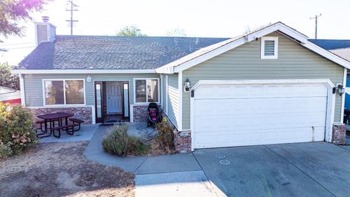 7313 Little Acorn Way, Rio Linda, CA, 95673-1336 | Card Image