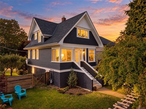 1200 Hampshire Rd, Oak Bay, BC, V8S4T2 | Card Image