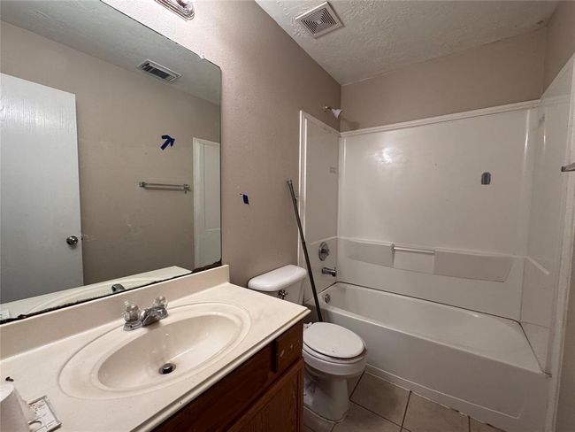 5427 Cilantro Ln, House other with 3 bedrooms, 2 bathrooms and 2 parking in Baytown TX | Image 7