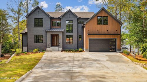 5 Sherwood Ct, Pinehurst, NC, 28374-9723 | Card Image