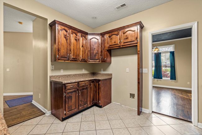 6733 W Point Dr, House other with 4 bedrooms, 3 bathrooms and null parking in Hixson TN | Image 6