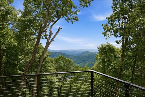 2120 Elk Creek Mtn Pkwy, Todd, NC, 28684 | Card Image