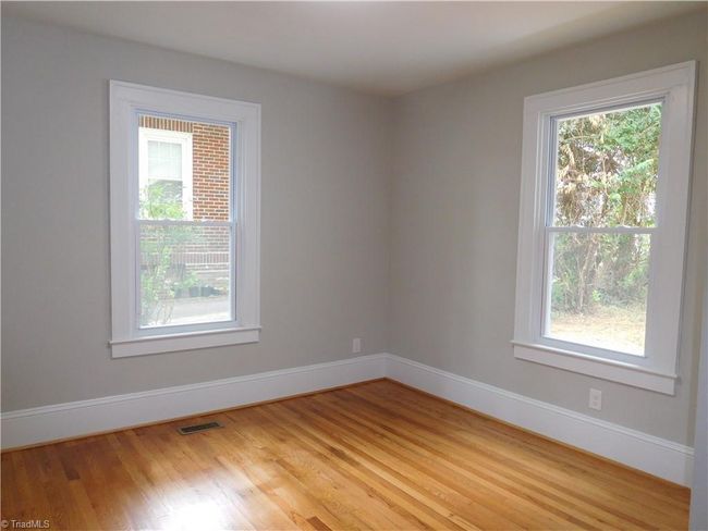 3RD BR ON THE MAIN LEVEL. HARDWOODS CONTINUE. | Image 14