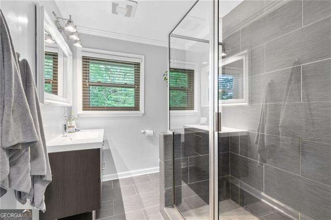 2337 Elmwood Cir Se, House other with 3 bedrooms, 3 bathrooms and null parking in Atlanta GA | Image 20