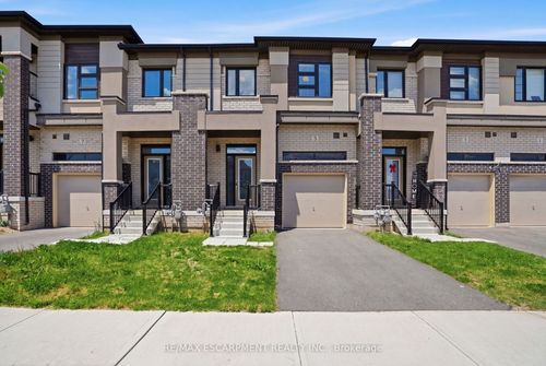 5 George Brier Dr W, Paris, ON, N3L0L2 | Card Image