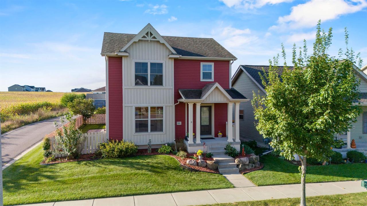 Golden Hue Blvd, Verona, WI 53593 #1