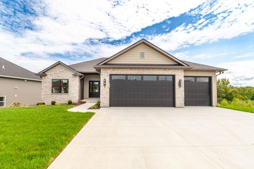 7309 W Golden Willow Dr, COLUMBIA, MO, 65202-4458 | Card Image