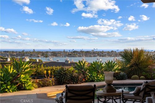 600 Ramona Dr, Corona del Mar, CA, 92625-1738 | Card Image