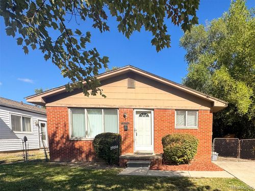 29006 Eton St, Westland, MI, 48186-5196 | Card Image