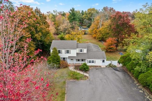 2 Washington St, Rocky Hill, NJ, 08553-1005 | Card Image