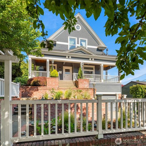 1012 2nd Avenue W, Seattle, WA, 98119 | Card Image