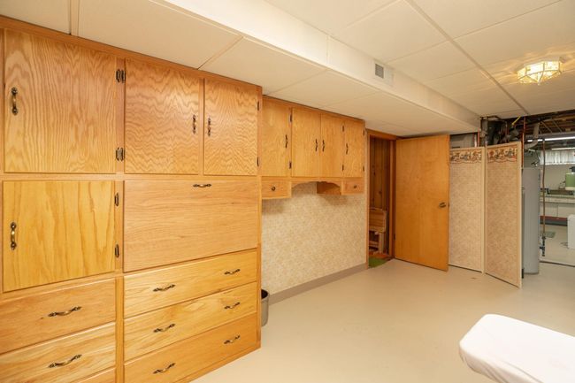 32-web-or-mls-32-Laundry.jpg | Image 32