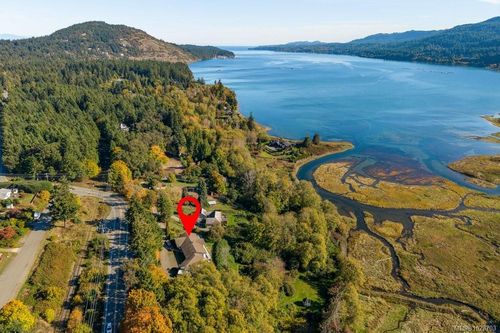 2983 Nw Bay Rd, Nanoose Bay, BC, V9P9E2 | Card Image